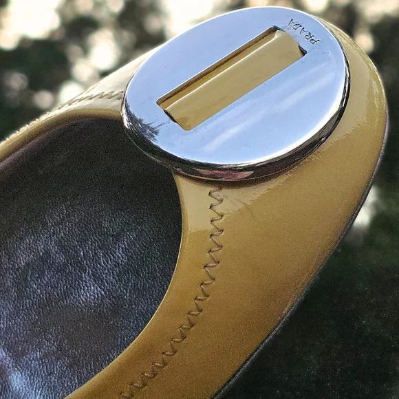 Prada Yellow Flats Silver Buckle Super Cute Bright Classic Shoes Haute Couture - Picture 8 of 11